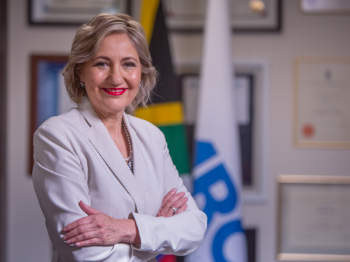Prof Glenda Gray