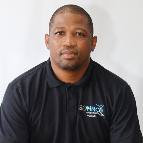 Mr Leonard Matroos